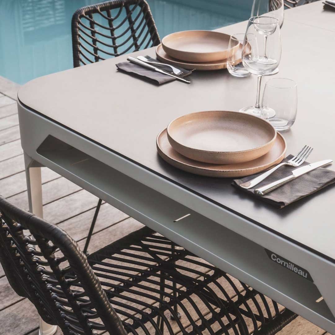 Hyphen Outdoor Dining Pool Table - Cornilleau Hong Kong Official Store